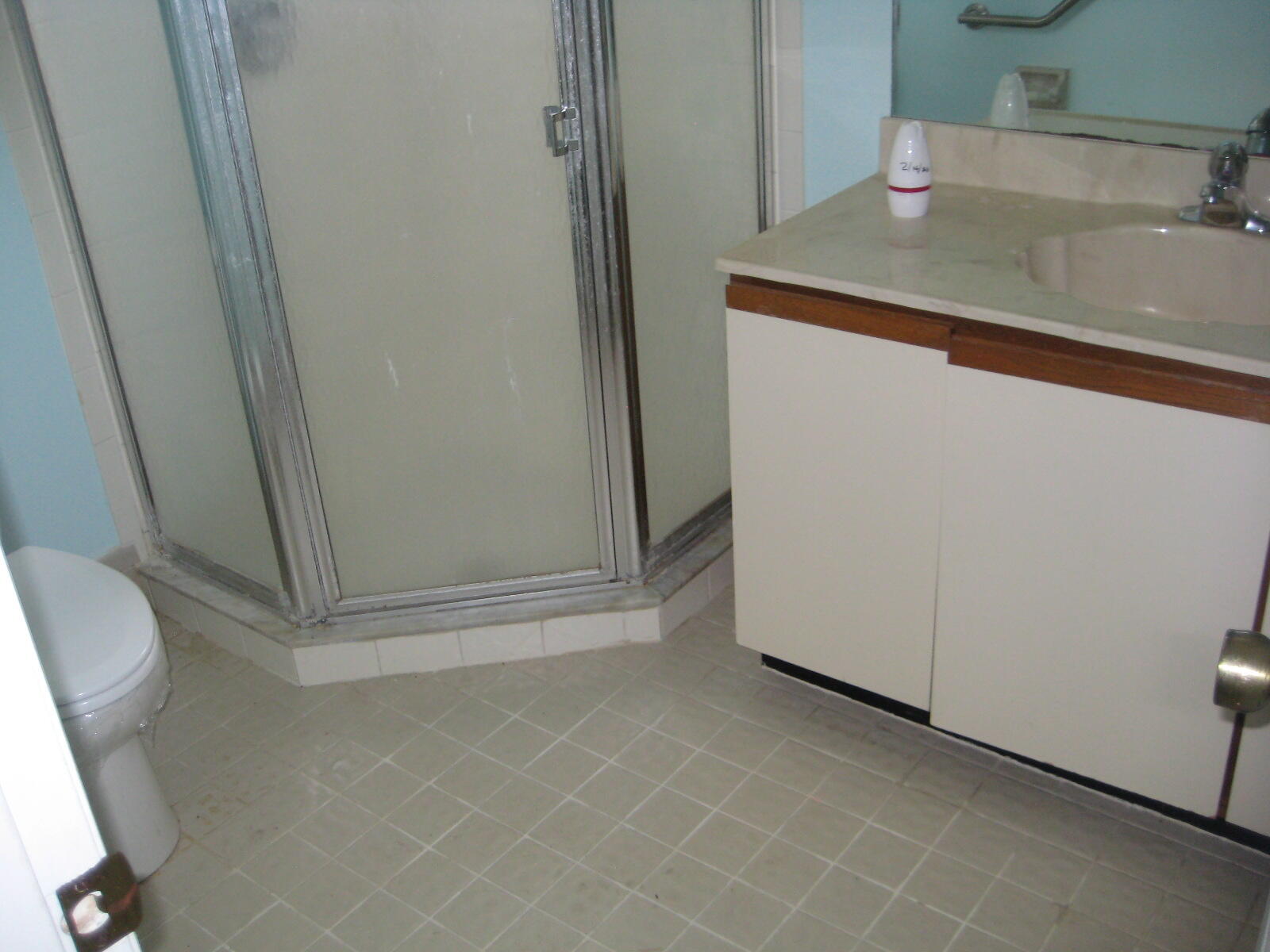 5189 Southeast Horse Point Road Stuart, FL 34997 - Photo 8 of 17 IMG_1143