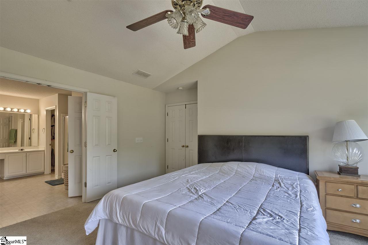 120 Innisbrook Lane Simpsonville, SC 29681 - Photo 21 of 34 Gallery Image 21