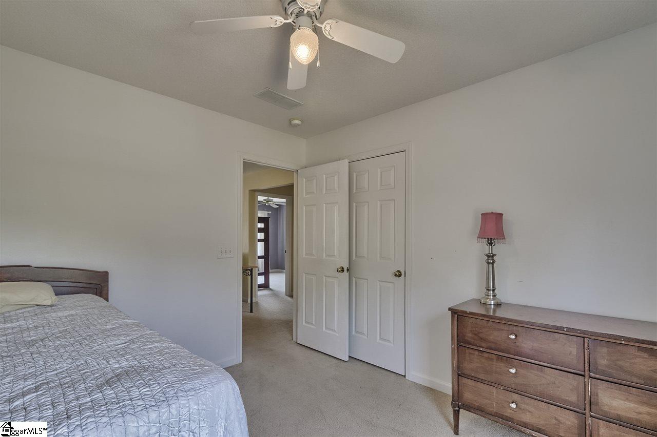 120 Innisbrook Lane Simpsonville, SC 29681 - Photo 23 of 34 Gallery Image 23