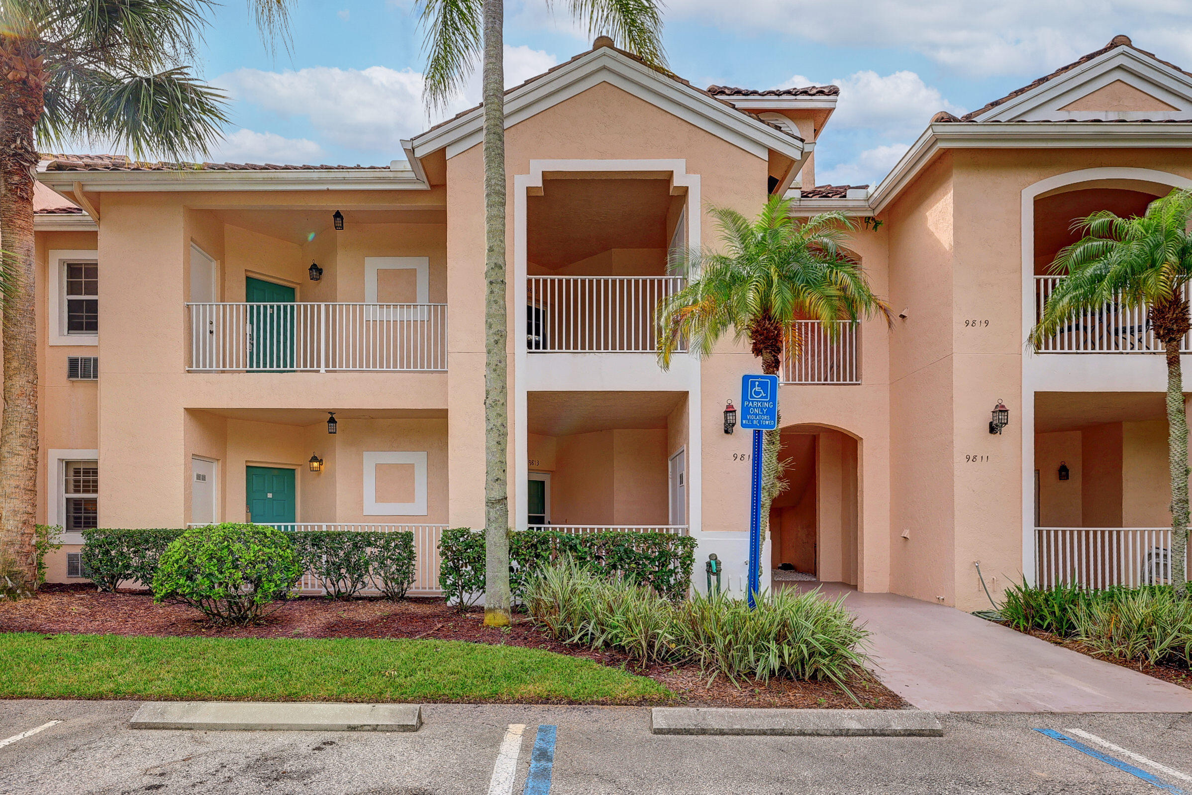 9813 Perfect Drive, Unit B Port St. Lucie, FL 34986 - Photo 24 of 44 01_632a2981_2_3_4_5