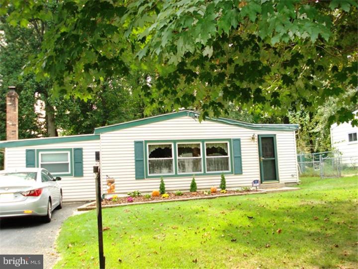 512 Estate Road Maple Shade, NJ 08052 - Photo 2 of 9