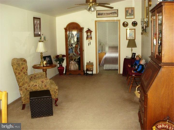 512 Estate Road Maple Shade, NJ 08052 - Photo 5 of 9