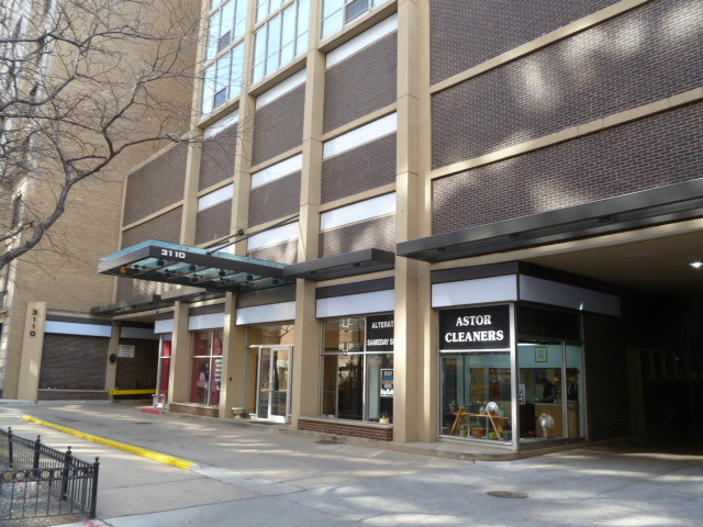 3110 North Sheridan Road, Unit 1508 Chicago, IL 60657 - Photo 2 of 9