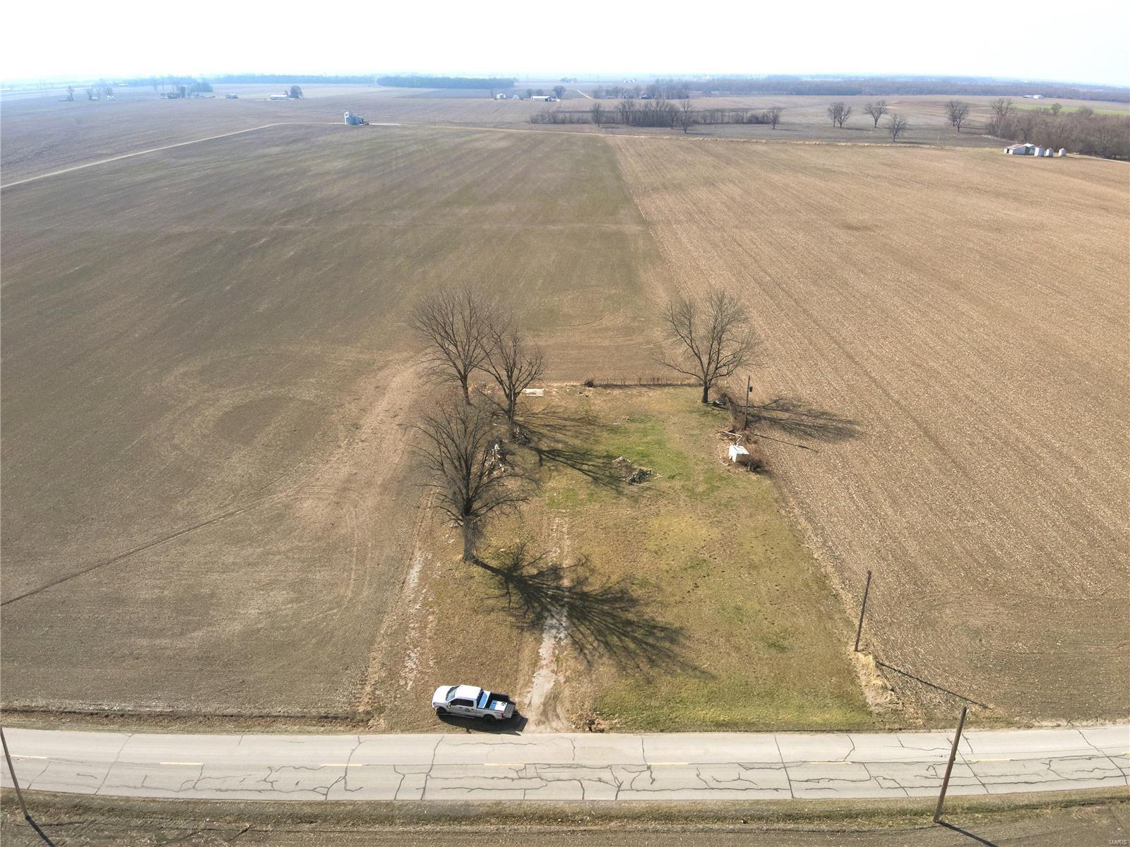 7210 Portage Road Portage Des Sioux, MO 63373 - Photo 2 of 14