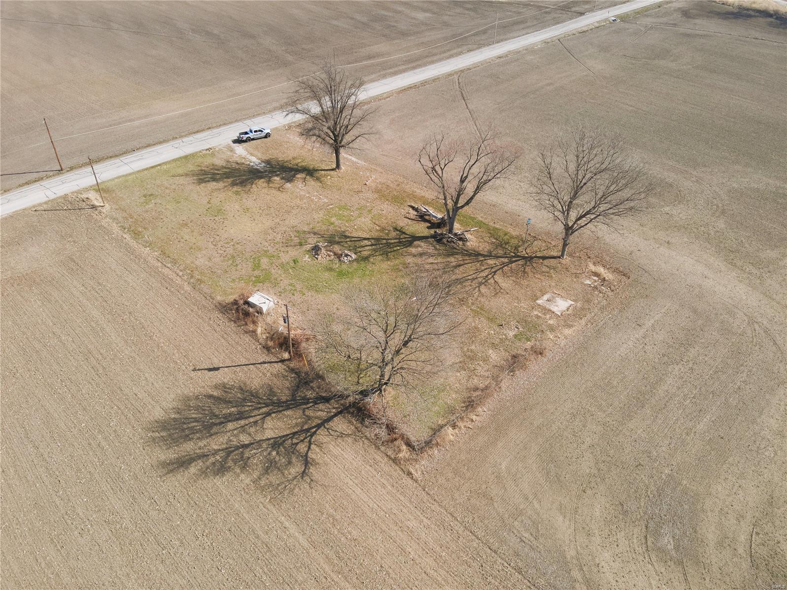 7210 Portage Road Portage Des Sioux, MO 63373 - Photo 6 of 14