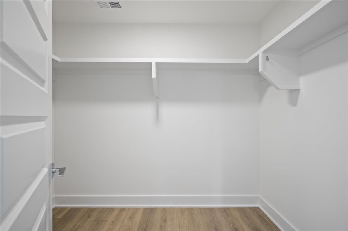 3045 B Hillside Road Nashville, TN 37207 - Photo 20 of 32 a view of an empty walk in closet