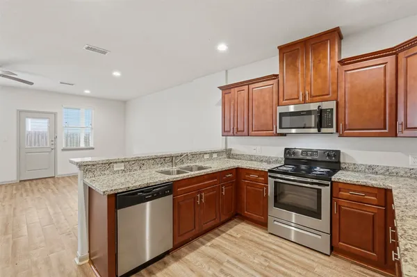 $1,545 | 630-634 Magnolia Bend, New Caney, TX 77357