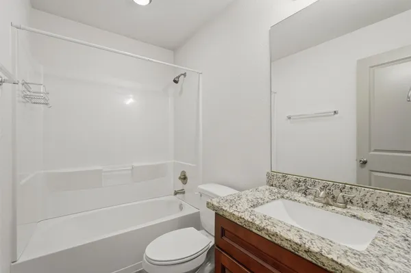 $1,545 | 630-634 Magnolia Bend, New Caney, TX 77357