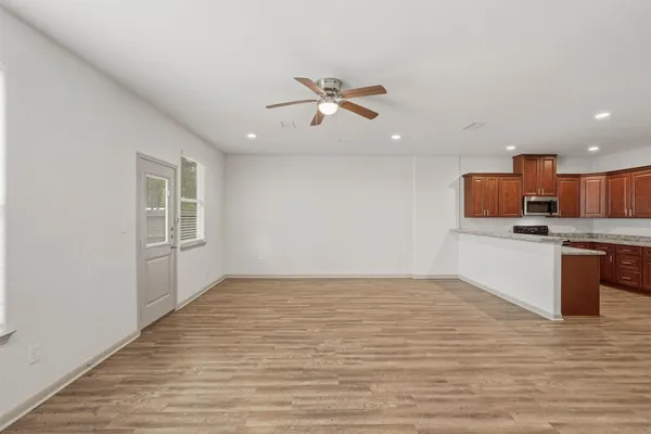 $1,545 | 630-634 Magnolia Bend, New Caney, TX 77357