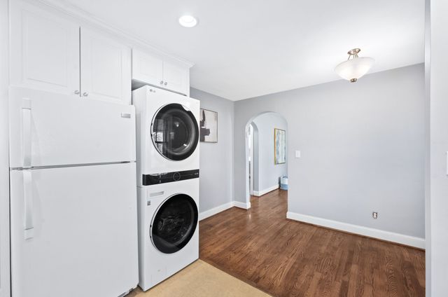 $575,000 | 120 39th Avenue North, Nashville, TN 37209