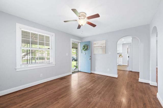 $575,000 | 120 39th Avenue North, Nashville, TN 37209