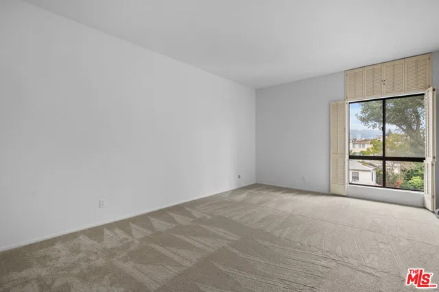 $5,200 | 1167 South Roxbury Drive, Unit 301, Los Angeles, CA 90035