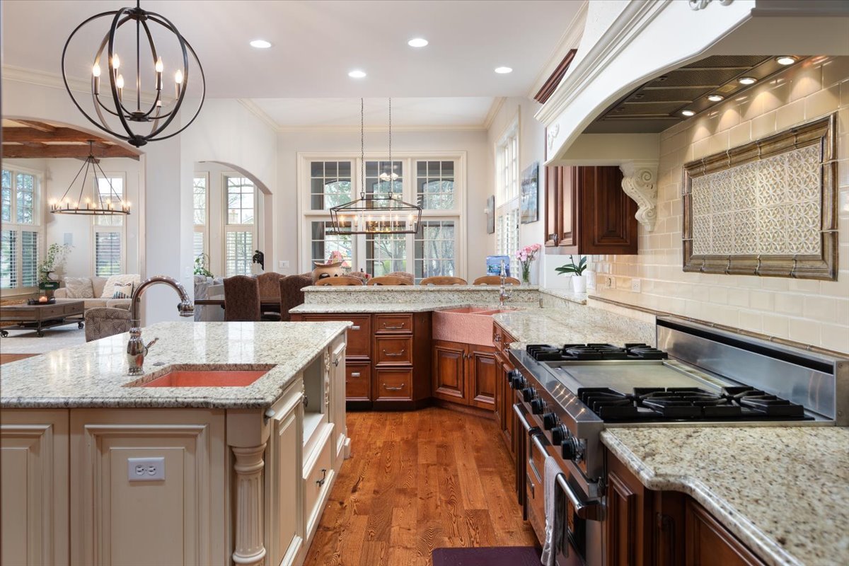 849 East Hillside Road Naperville, IL 60540 - Photo 22 of 75