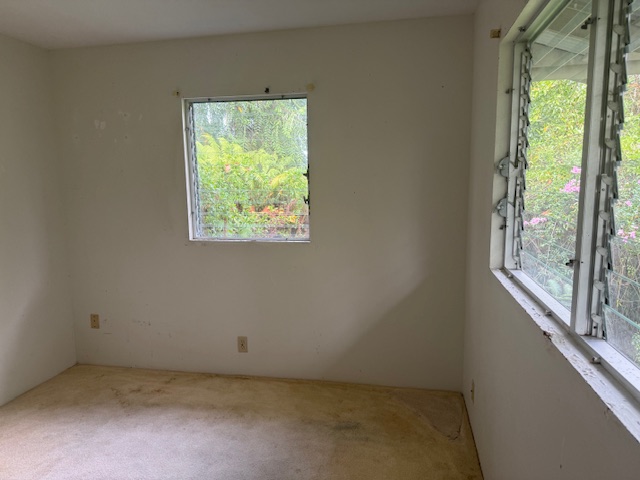 52 Wawai Loop Hilo, HI 96720 - Photo 17 of 18 an empty room with a window