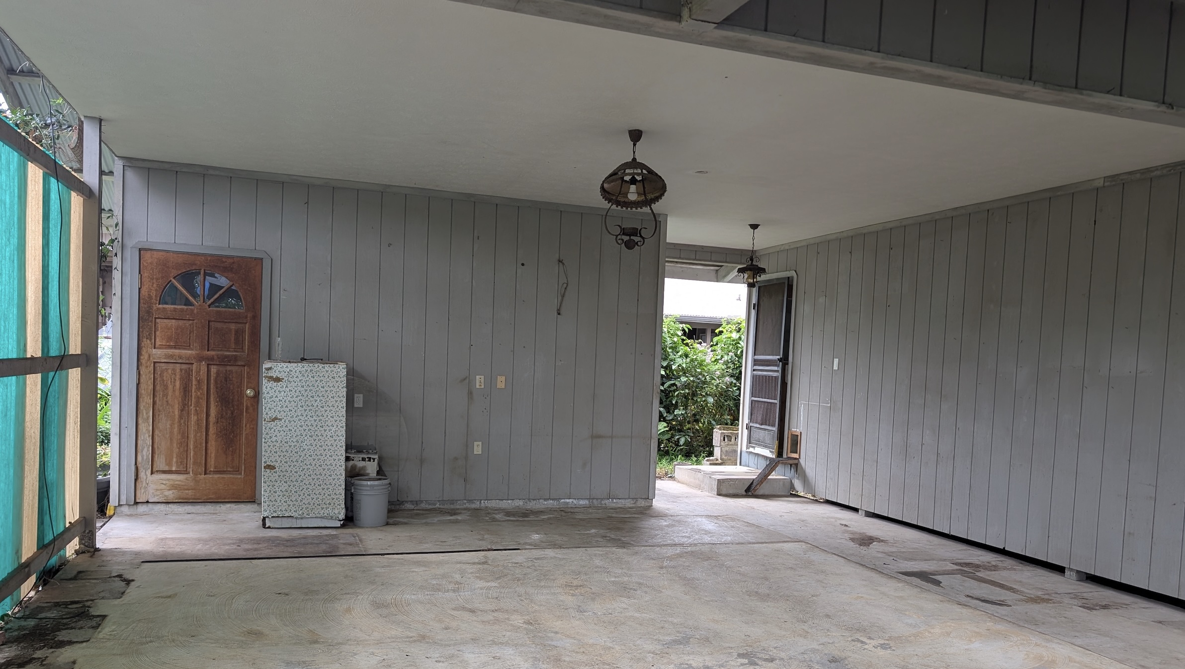 52 Wawai Loop Hilo, HI 96720 - Photo 6 of 18 an empty room with windows