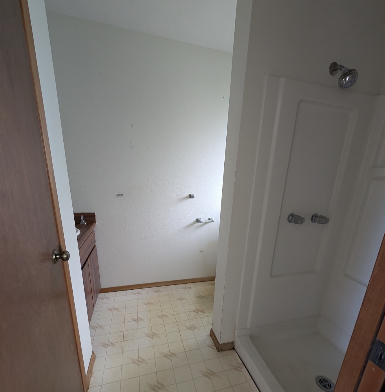 52 Wawai Loop Hilo, HI 96720 - Photo 8 of 18