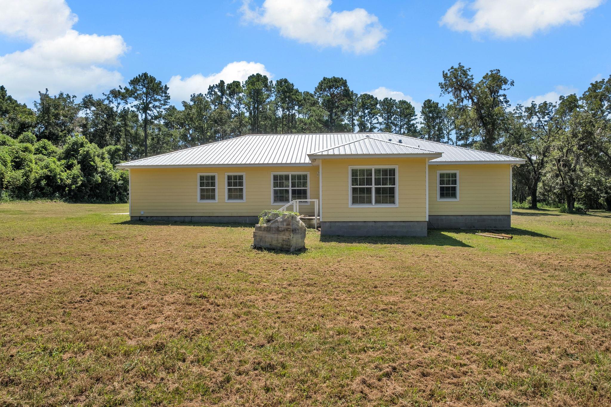 525 Devane Road Monticello, FL 32344 - Photo 9 of 48