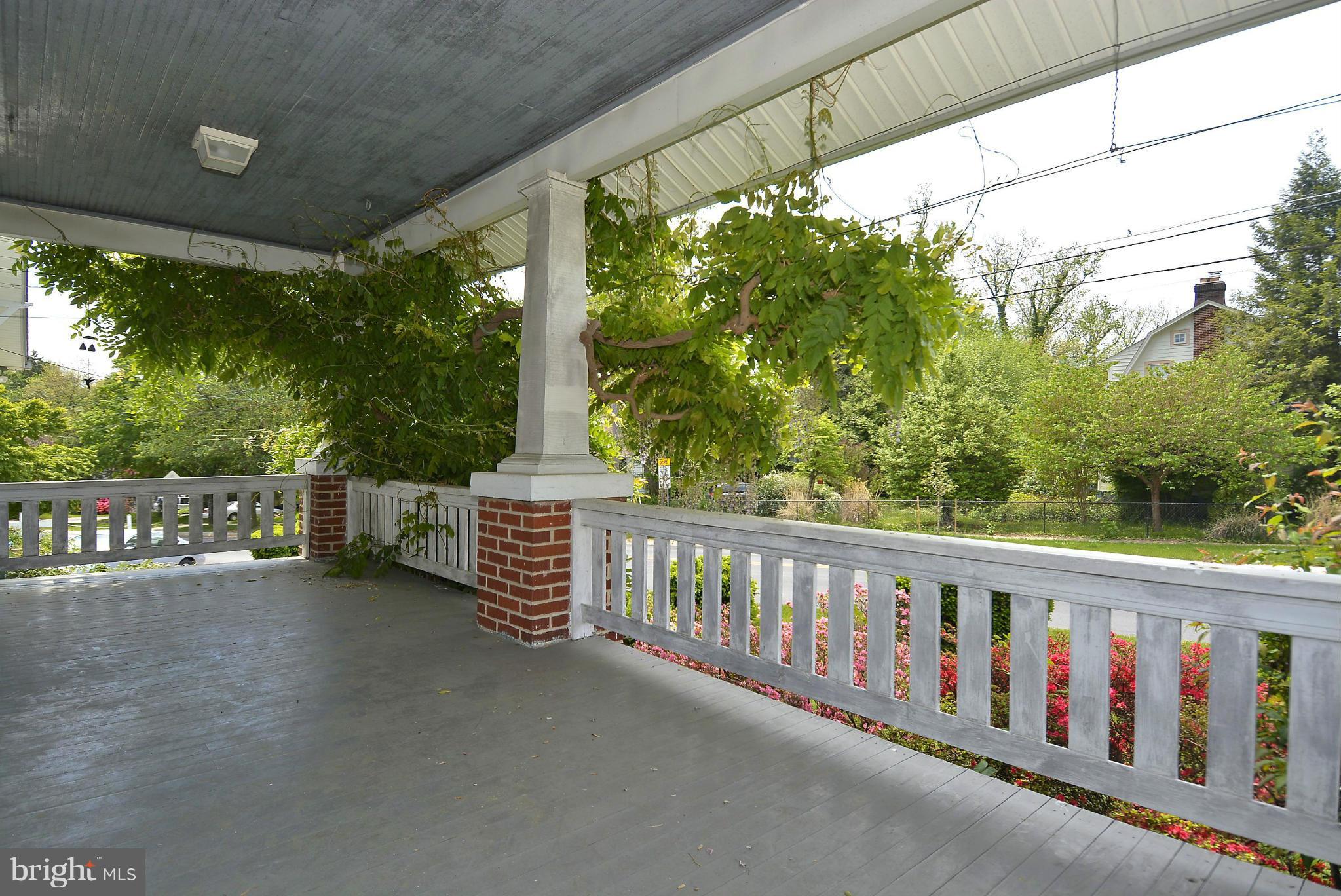 1922 Glen Ross Road Silver Spring, MD 20910 - Photo 2 of 30 Exterior (Front)