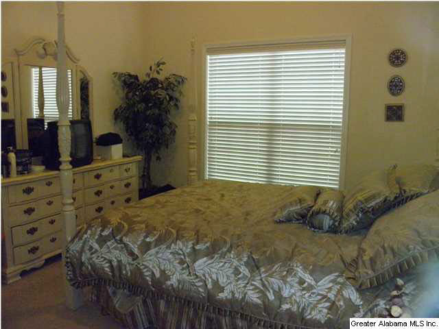 108 Chinaberry Lane Alabaster, AL 35114 - Photo 17 of 32