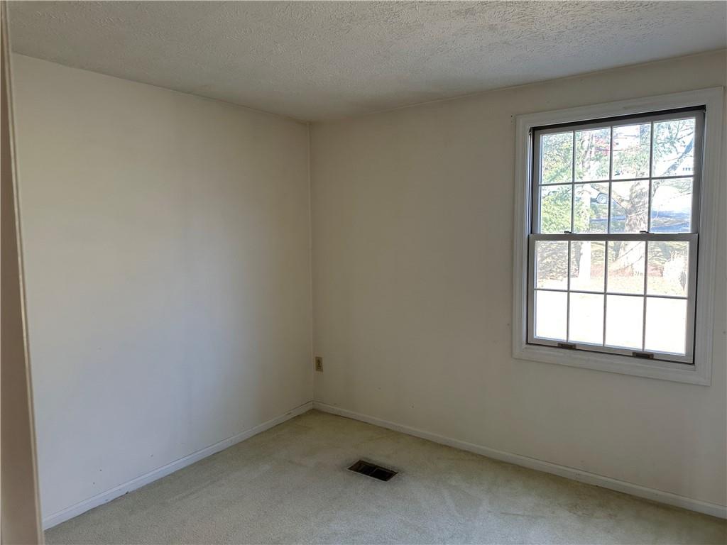 153 Hunting Creek Road Canonsburg, PA 15317 - Photo 11 of 12