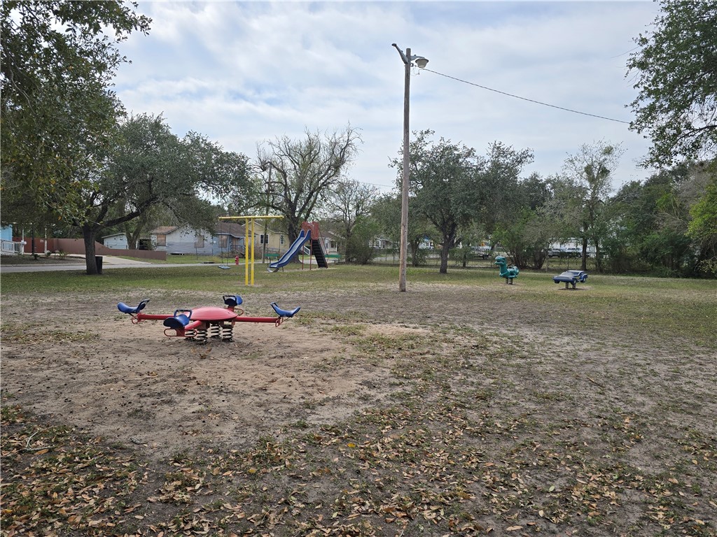 1105 East 5th Street Alice, TX 78332 - Photo 19 of 20 a view of a park with large trees