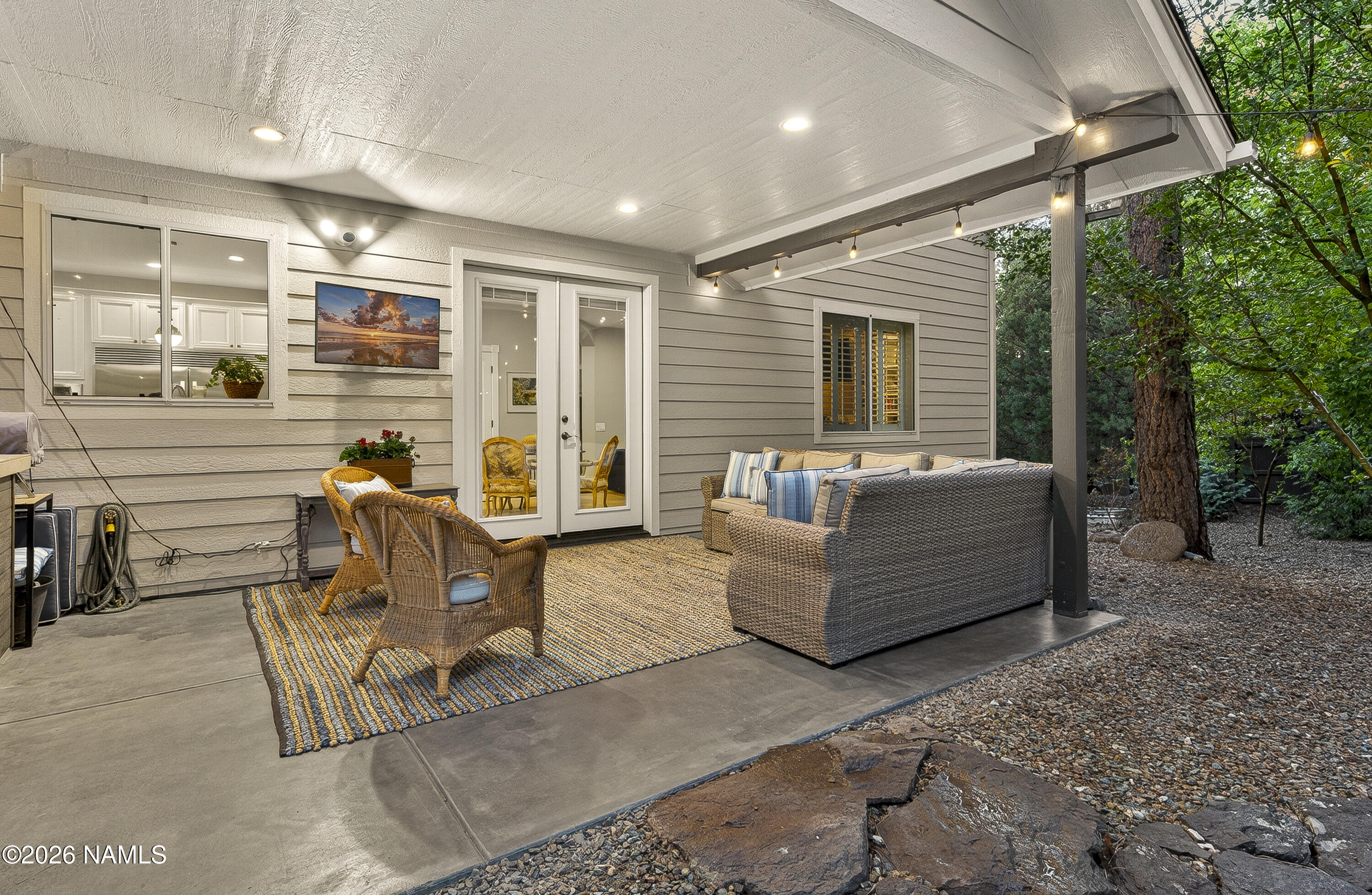 40 West Quartz Road Flagstaff, AZ 86005 - Photo 49 of 71 Back Covered Patio