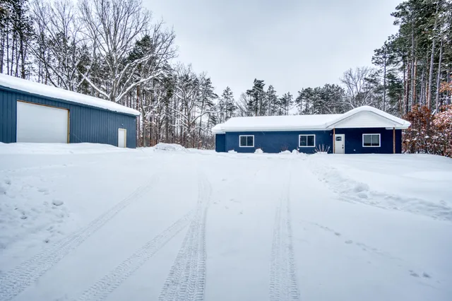 $370,000 | 1518 East Wilke Road, Rothbury, MI 49452