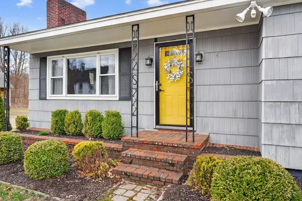 $399,900 | 39 Rolfe Street, Concord, NH 03303