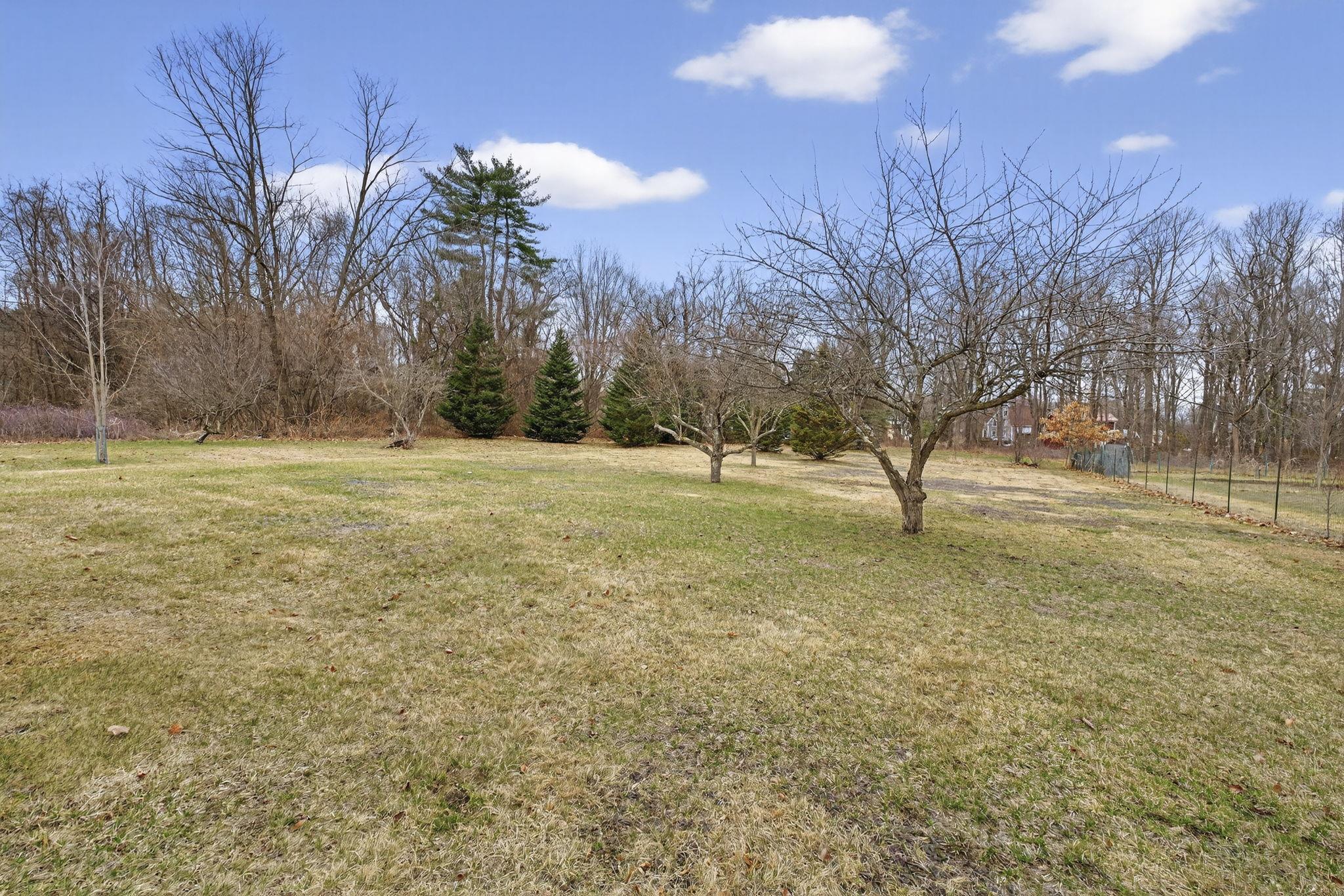39 Rolfe Street Concord, NH 03303 - Photo 36 of 38