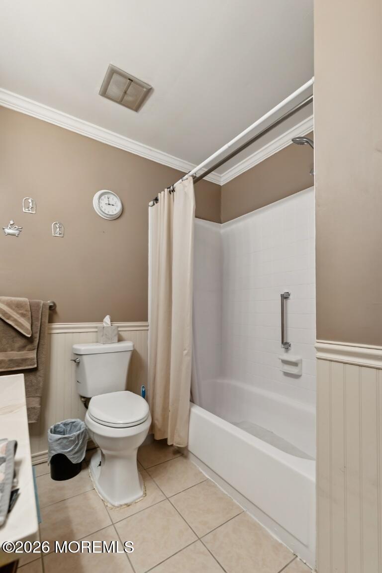 93 Halls Croft Road, Unit C Freehold, NJ 07728 - Photo 9 of 25 a bathroom with a toilet and a shower
