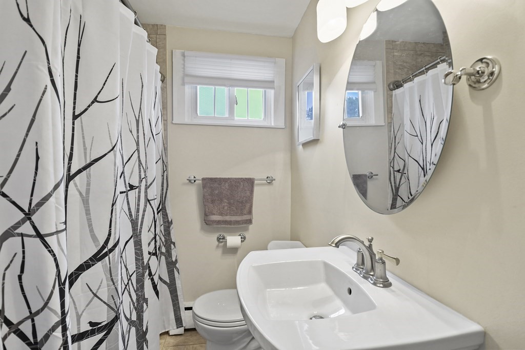 10 Austin Court, Unit D Saugus, MA 01906 - Photo 13 of 26