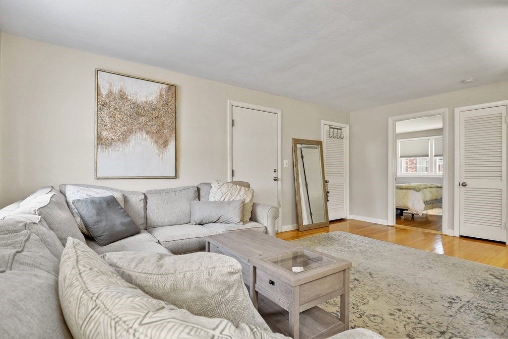 10 Austin Court, Unit D Saugus, MA 01906 - Photo 5 of 26
