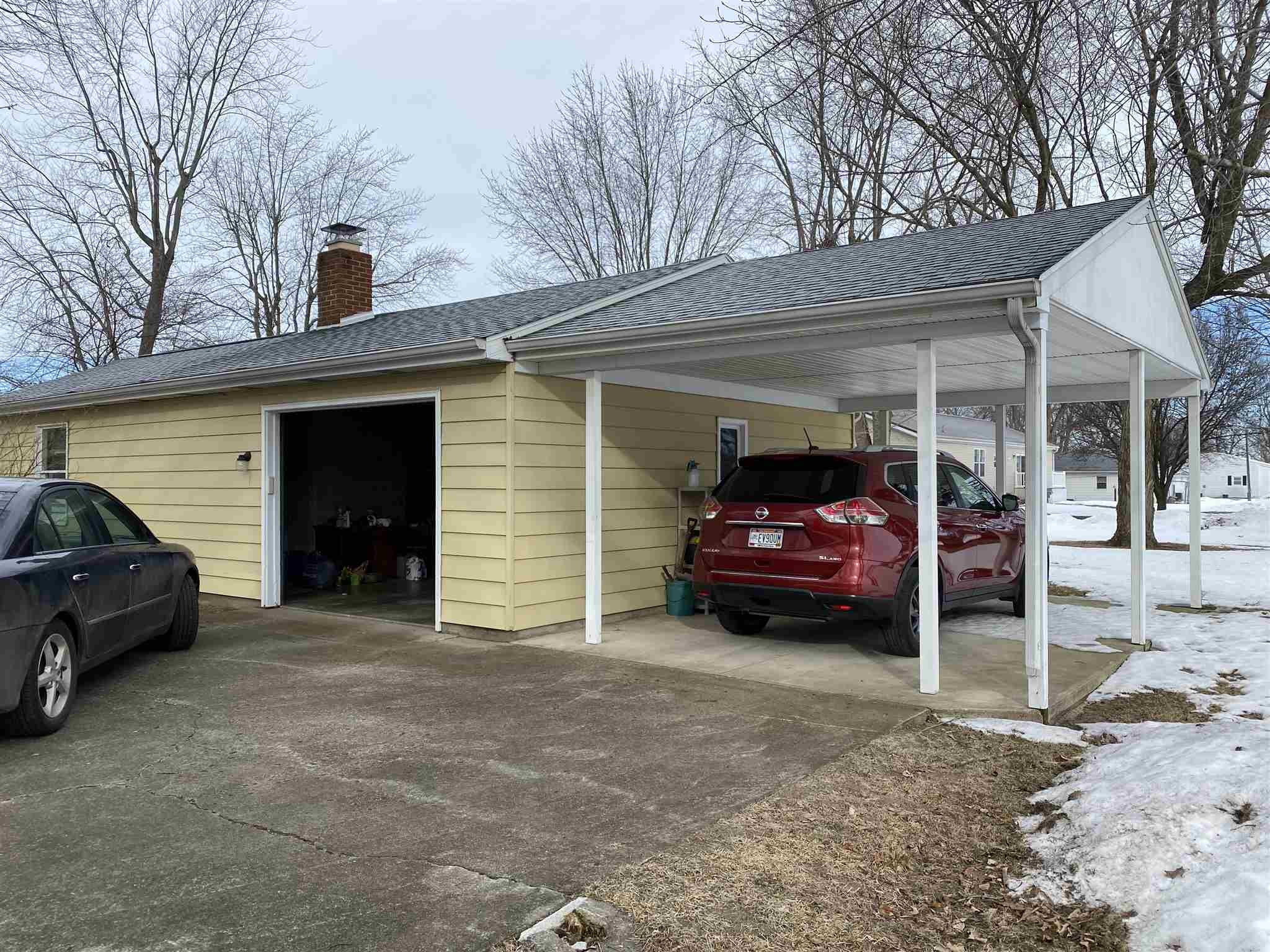 2415 Bessmore Park Road Rochester, IN 46975 - Photo 3 of 17