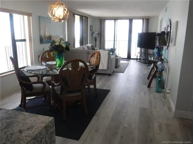 $579,900 | 7380 South Ocean Drive, Unit 517, Jensen Beach, FL 34957