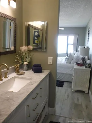 $579,900 | 7380 South Ocean Drive, Unit 517, Jensen Beach, FL 34957