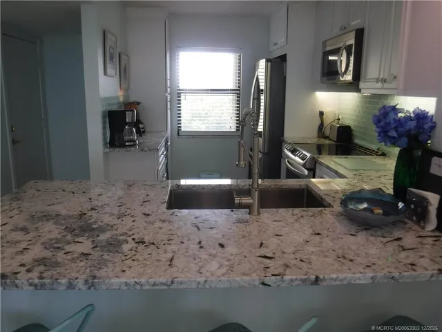 $579,900 | 7380 South Ocean Drive, Unit 517, Jensen Beach, FL 34957