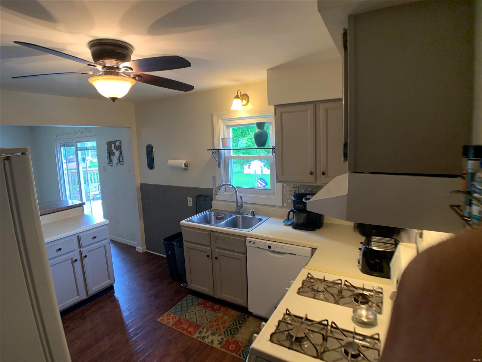 1837 Redman Road Spanish Lake, MO 63138 - Photo 5 of 28 Gallery Image 5