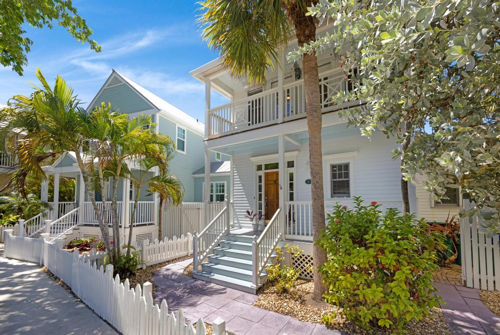 6 Spoonbill Way Key West, FL 33040 - Photo 2 of 36 2