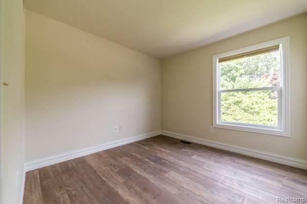 528 Hidden Ridge Drive Troy, MI 48083 - Photo 25 of 30