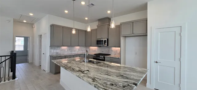 $2,800 | 21123 Medina River Drive, Cypress, TX 77433