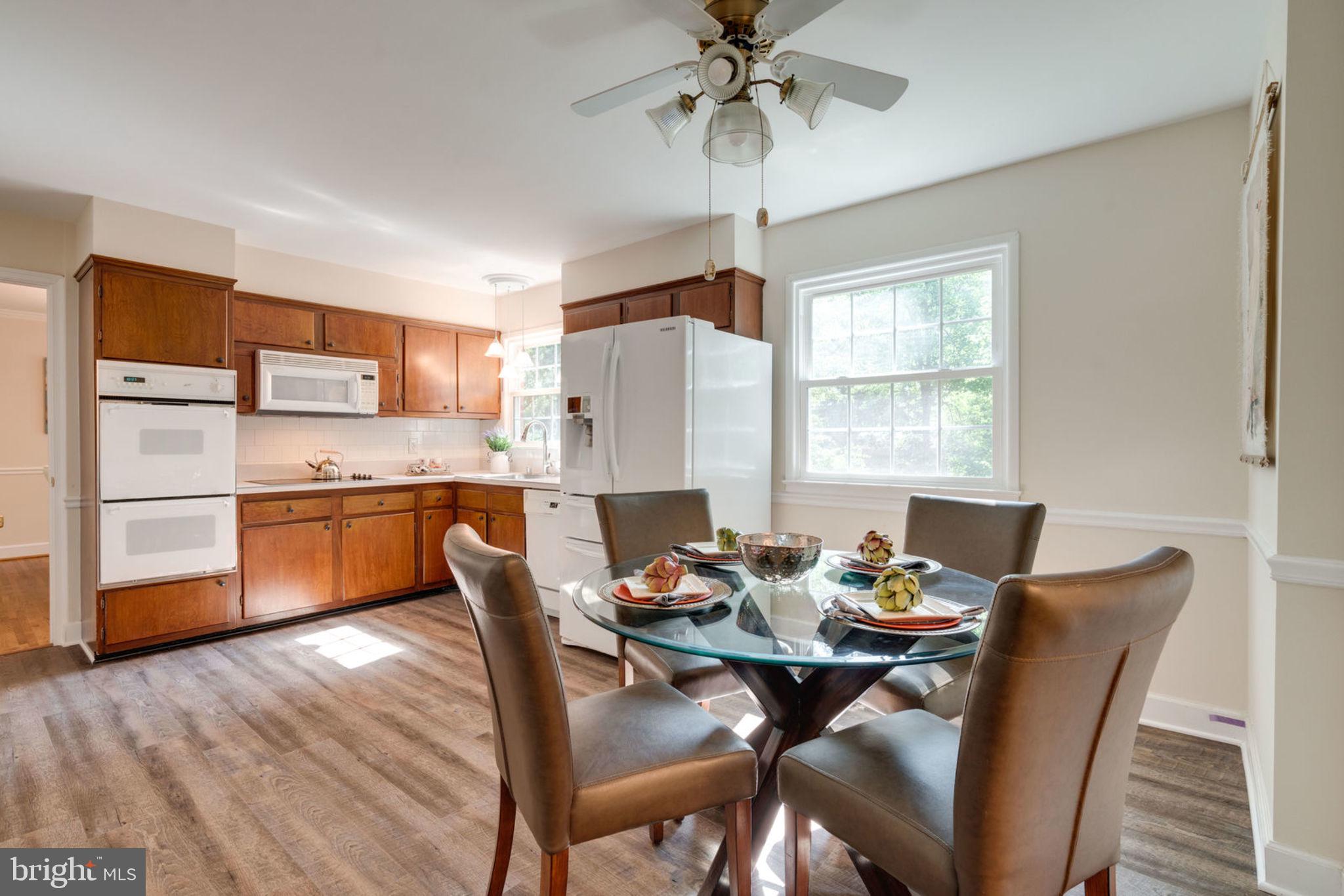 6407 Rivington Road Springfield, VA 22152 - Photo 14 of 41 Eat-in Space