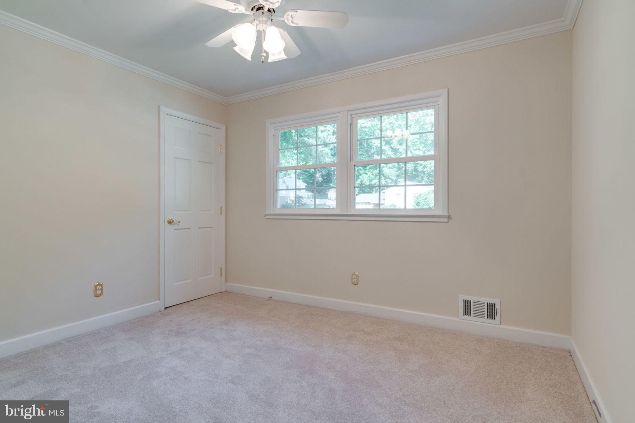6407 Rivington Road Springfield, VA 22152 - Photo 22 of 41 Bedroom 3