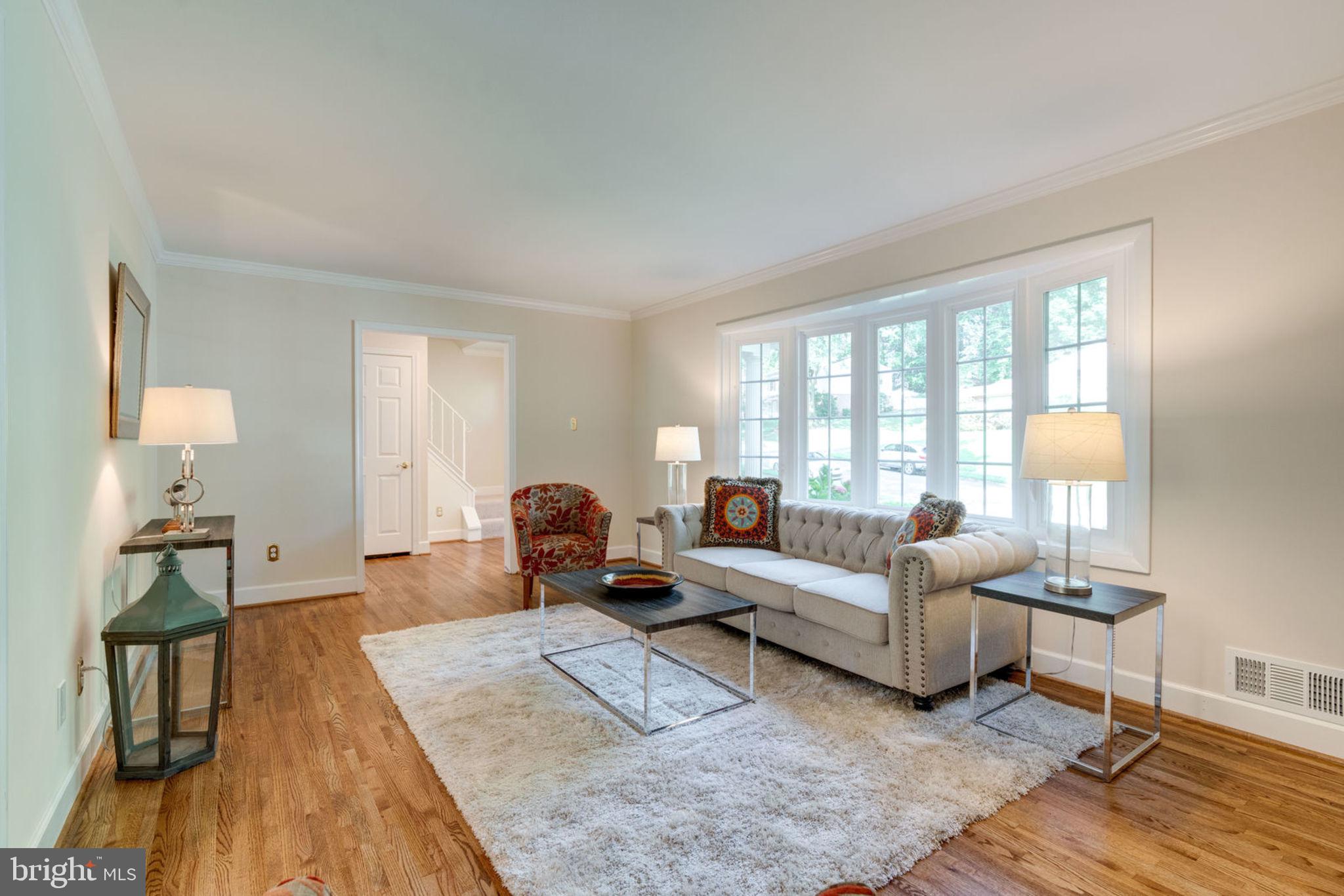 6407 Rivington Road Springfield, VA 22152 - Photo 8 of 41 Bay Windows brings in lots of Natural Light