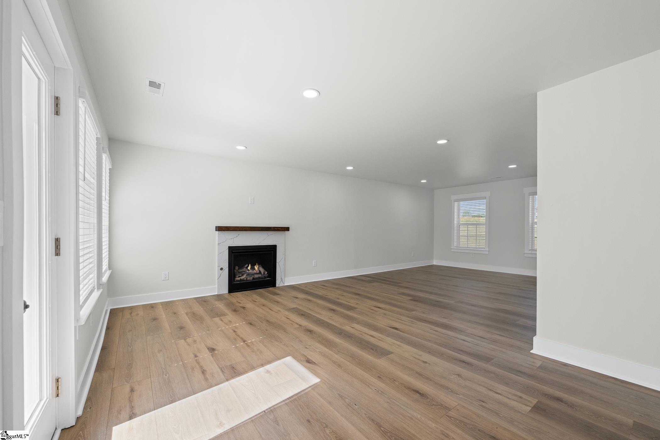 102 Ellison Drive Easley, SC 29642 - Photo 10 of 36