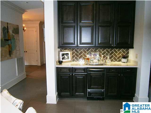 2130 Hickory Ridge Circle Birmingham, AL 35243 - Photo 10 of 26 Gallery Image 10