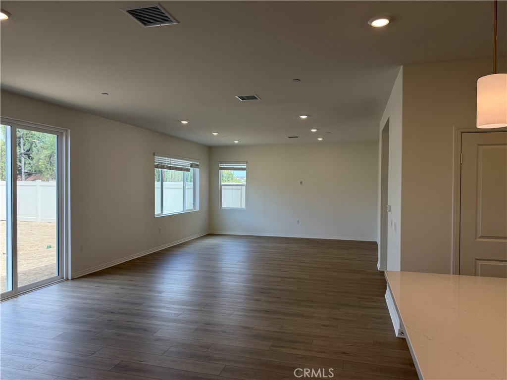 9707 Babaco Street Riverside, CA 92508 - Photo 10 of 38