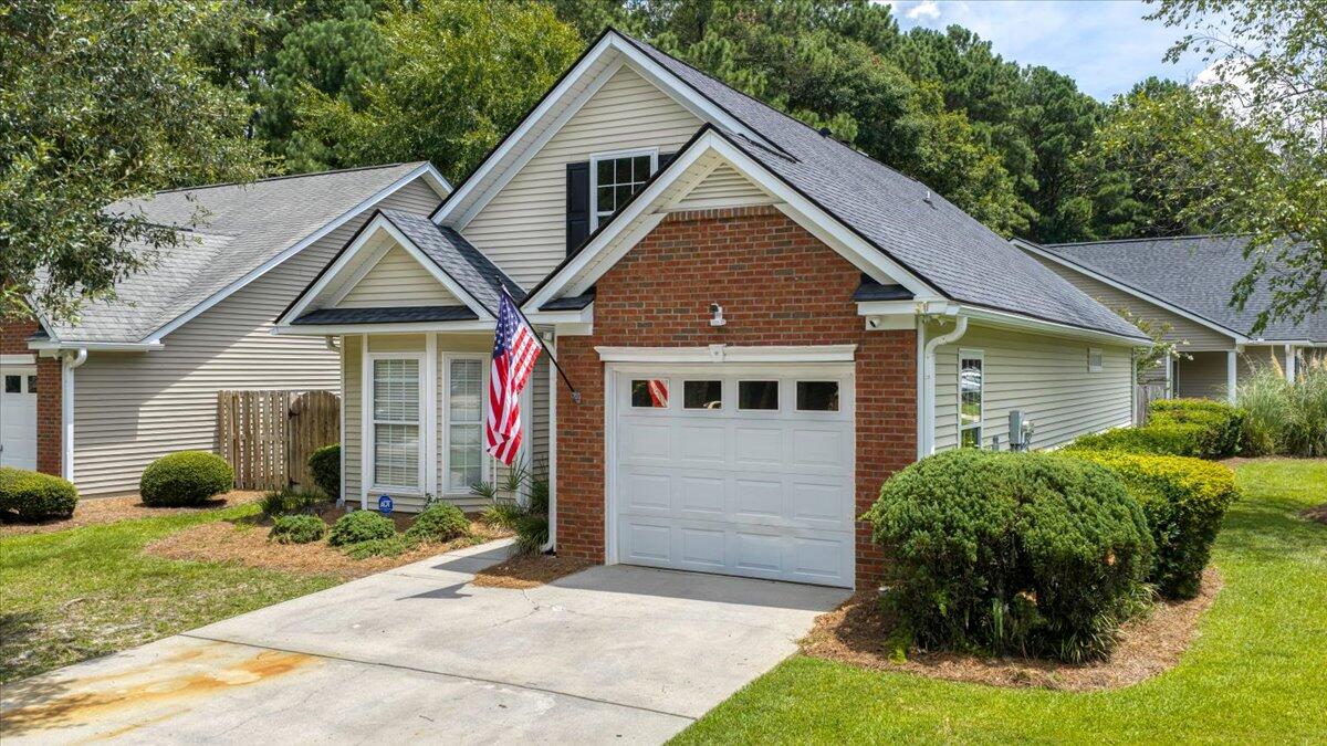 9257 Ayscough Road Summerville, SC 29485 - Photo 4 of 47 04-9257 Ayscough Rd-3