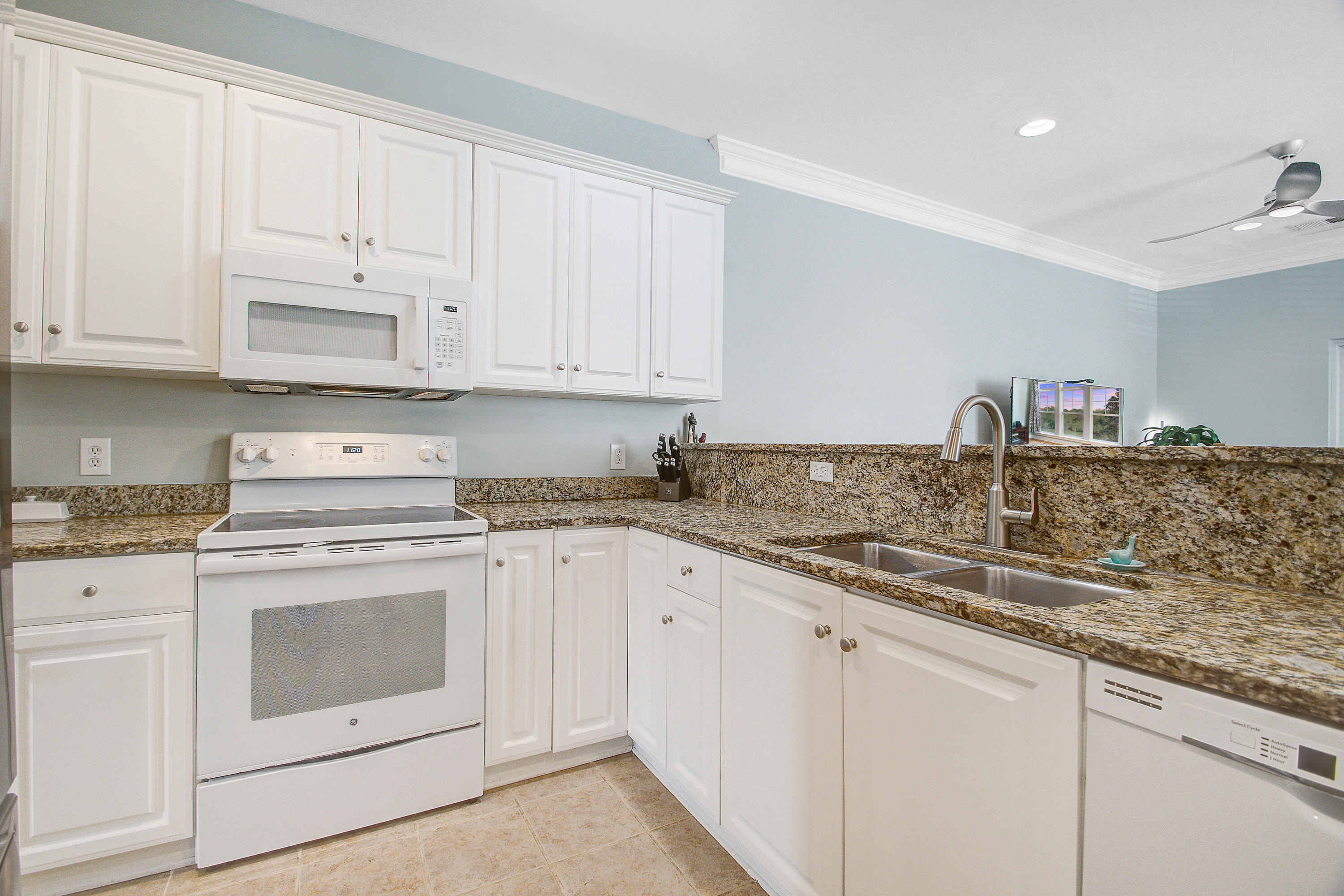 1505 Hopeman Lane Mount Pleasant, SC 29466 - Photo 13 of 44 1505_(19)