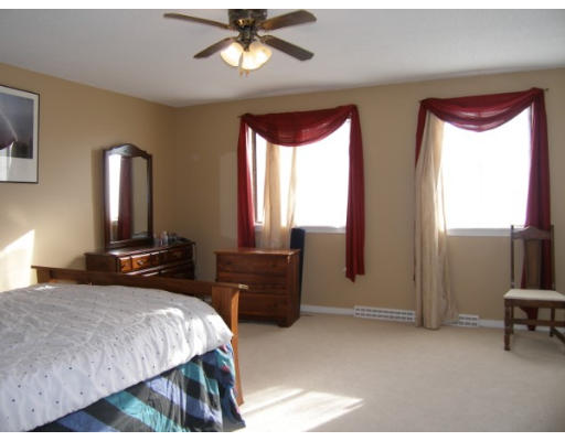 32 Apple Tree Hill Road, Unit 32 Hopkinton, MA 01748 - Photo 12 of 21 Gallery Image 12
