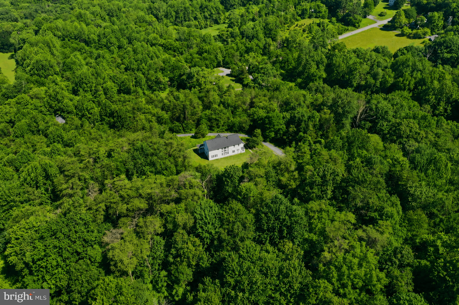 12340 Kingsley Road Clarksburg, MD 20871 - Photo 4 of 19